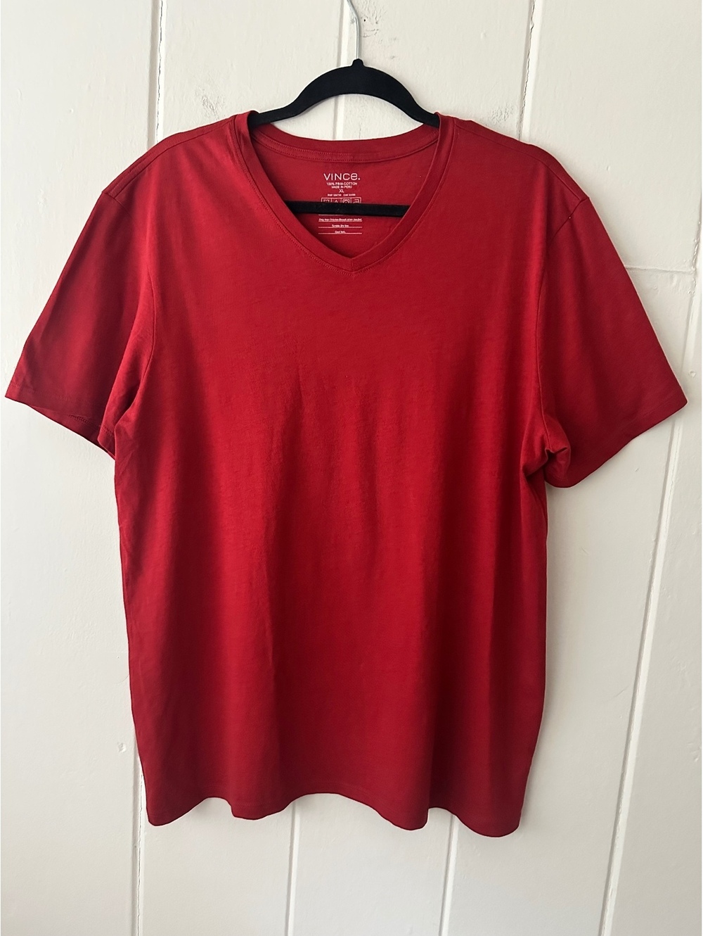 Vince Men's V-Neck T-Shirt Size XL Brick Red 100% Pima Cotton Luxury Tee